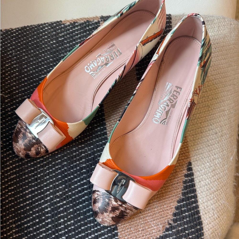 Salvatore Ferragamo Multicolor Patterned Flats